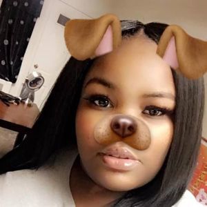 Meet your Posher, Shakera